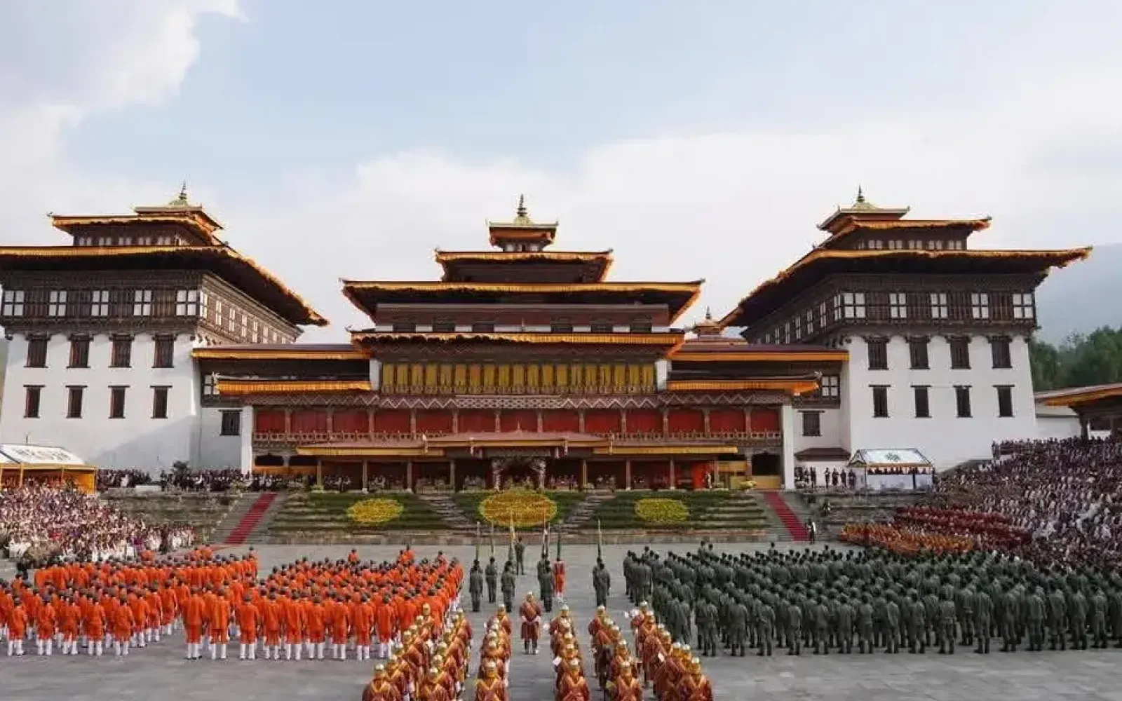 Thai King visits Bhutan