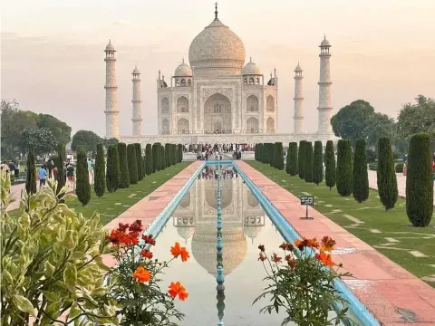 Explorer India and Nepal : Premium India & Nepal