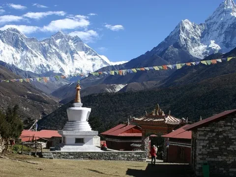 Trekking in Nepal : Nepal is the world's premier destination