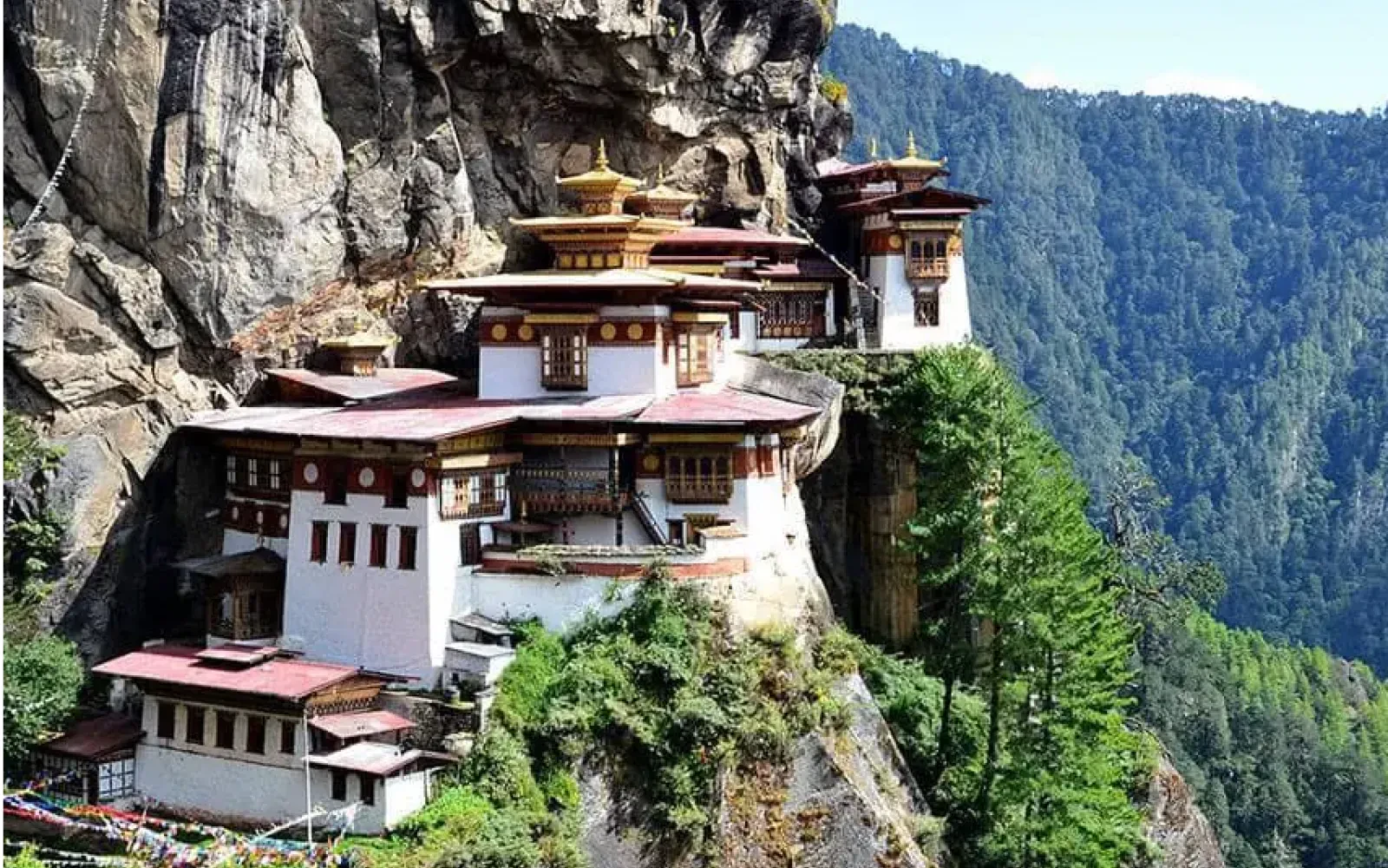 Visit Tiger’s Nest Bhutan: Hiking Trail, Best Time, and Travel Essentials
