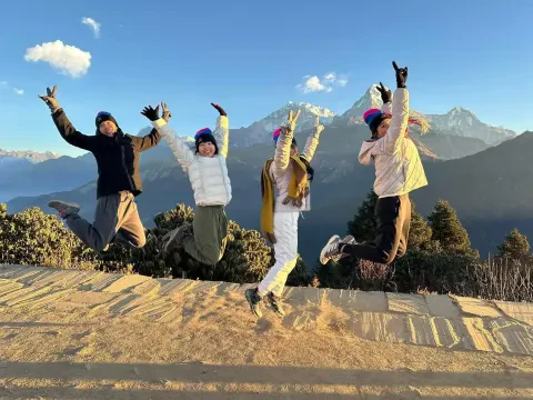 10 Reasons to Trek Ghorepani Poon Hill in Nepal
