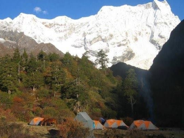 Trekking in Bhutan | Best Trekking Routes for 2025/2026