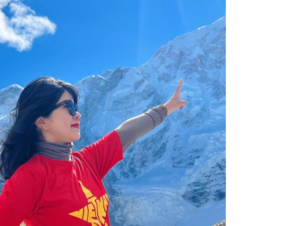 Travel Solo – But Never Alone