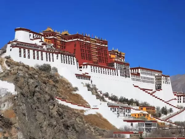 Himalayan Adventure: India, Nepal & Tibet from Brasil