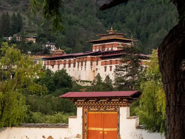 Best Bhutan Vacations, Tours, Trips and Luxury Travel 2025/2026