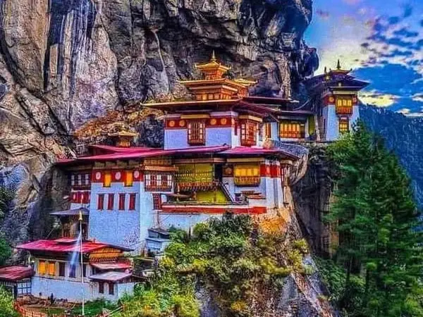 Nepal and Bhutan Luxury Tour Packages