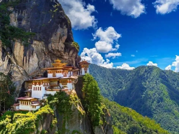 Nepal & Bhutan Luxury Himalayan Journey