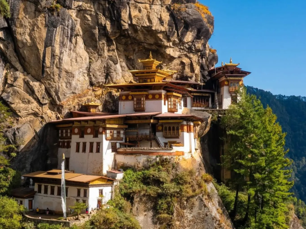 Nepal & Bhutan Tour Highlights and Itinerary
