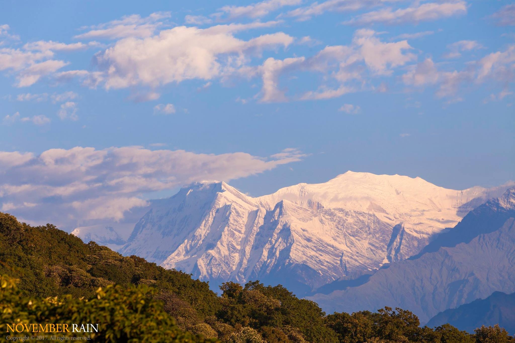 Luxury Nepal Trek with Everest Mountain Flight